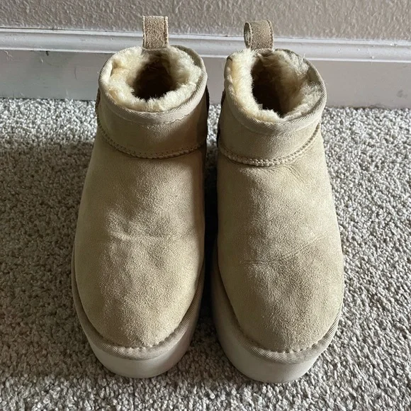 Uggs ultra mini platform boots suede Sand sz 6 - Picture 2 of 6